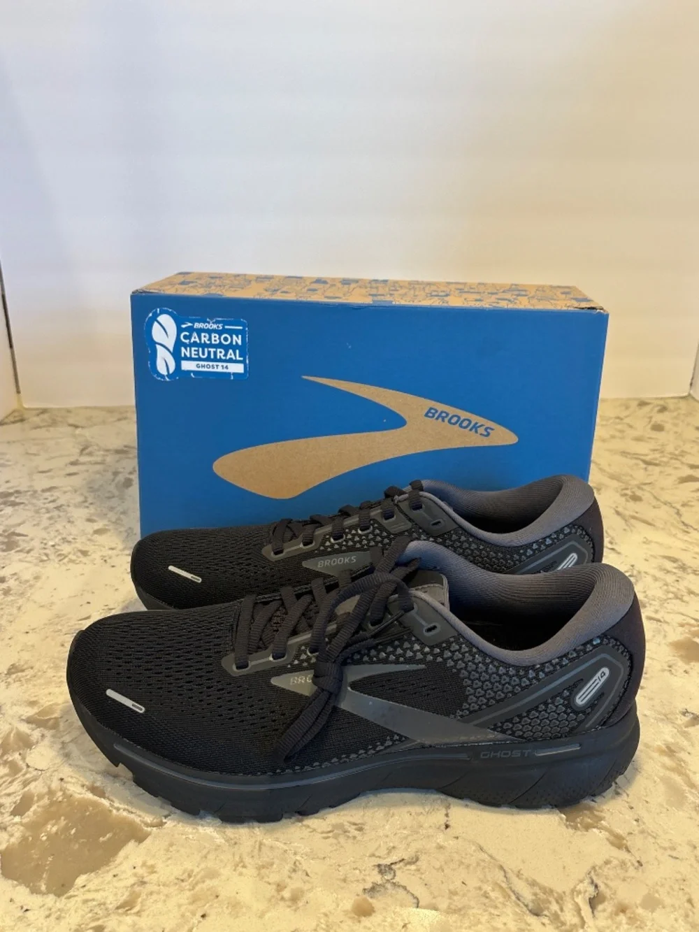 NWB New Men’s Brooks Ghost 14 Running  Shoes, Black Ebony color Way size 10